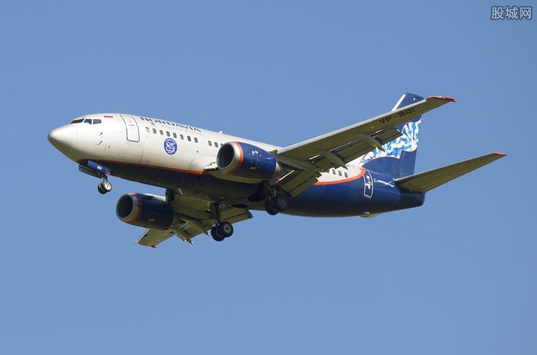 波音737曾被48个国家停飞？飞机可以远程操控吗