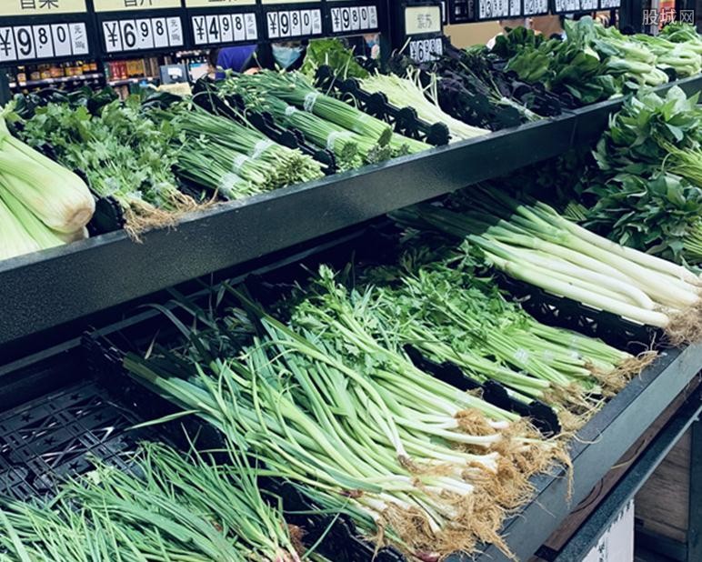 上海有蔬菜烂地里卖不掉？官方回应：进一步加大地产蔬菜供应量