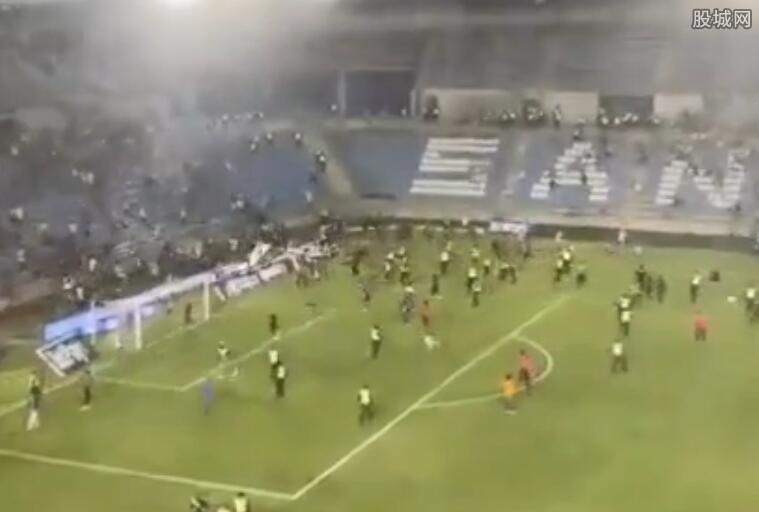 哥伦比亚联赛冲突事件