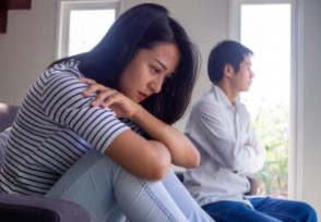 女子与情人开房因行踪被丈夫怀疑 离开时遭情人强行发生性关系
