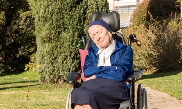 全球最长寿老人在法国去世