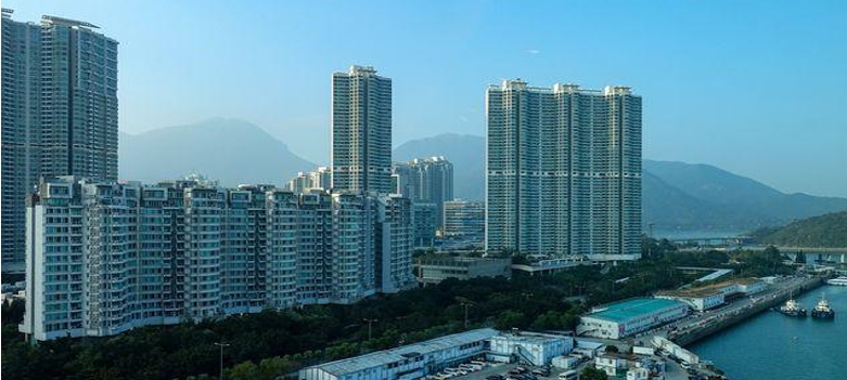 世茂集团拟将香港东涌的两家酒店出售，报价65亿港元