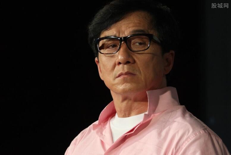 成龙捐圆明园兽首